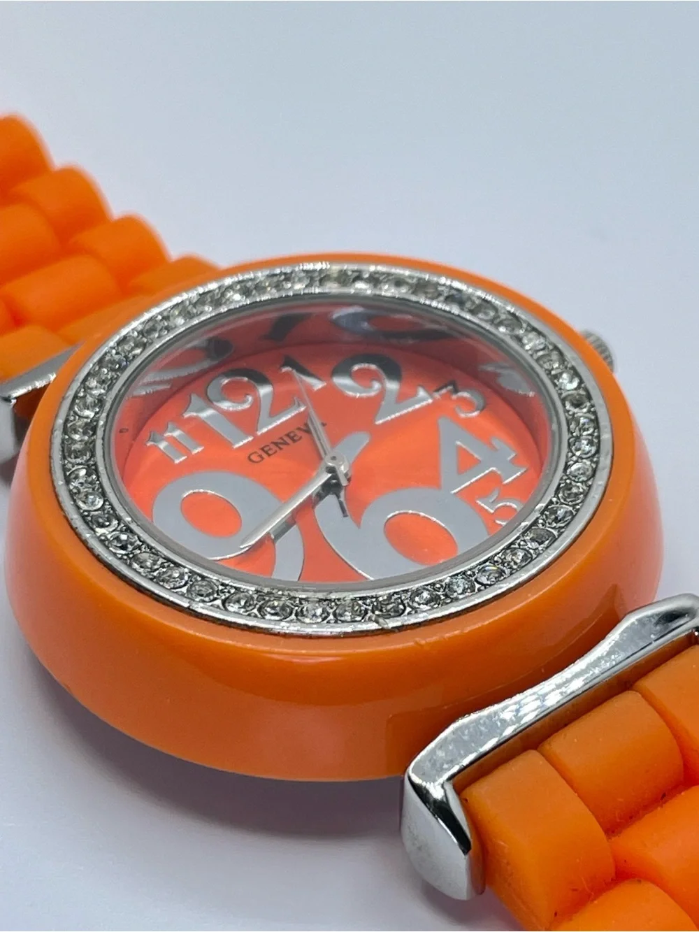 Geneva Orange Silicone Crystal Bezel Watch Silver Tone Working Modern Sleek